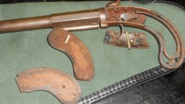 Antique Pistol 005.jpg