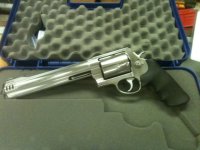 s&w460.JPG