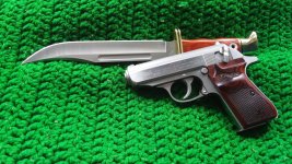 S&W_PPK-S+Buck_120.jpg